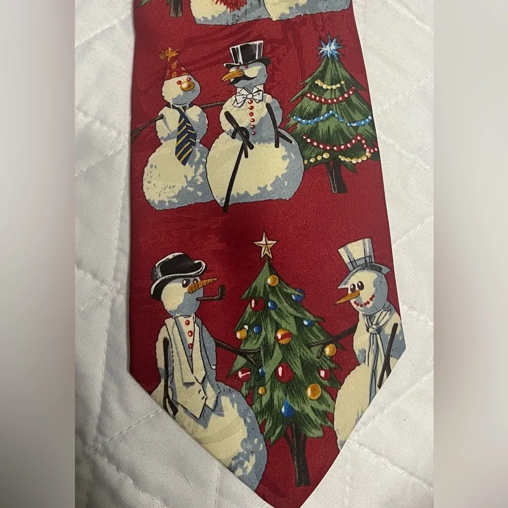 Christmas necktie snowman